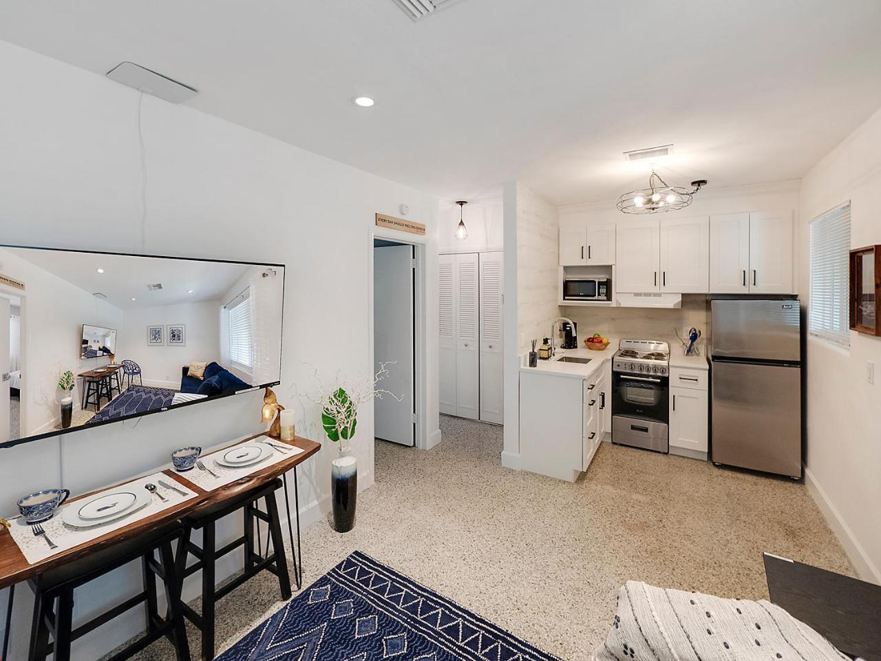 Beautiful 1 Bedroom Steps To The Beach! West Palm Beach Ngoại thất bức ảnh