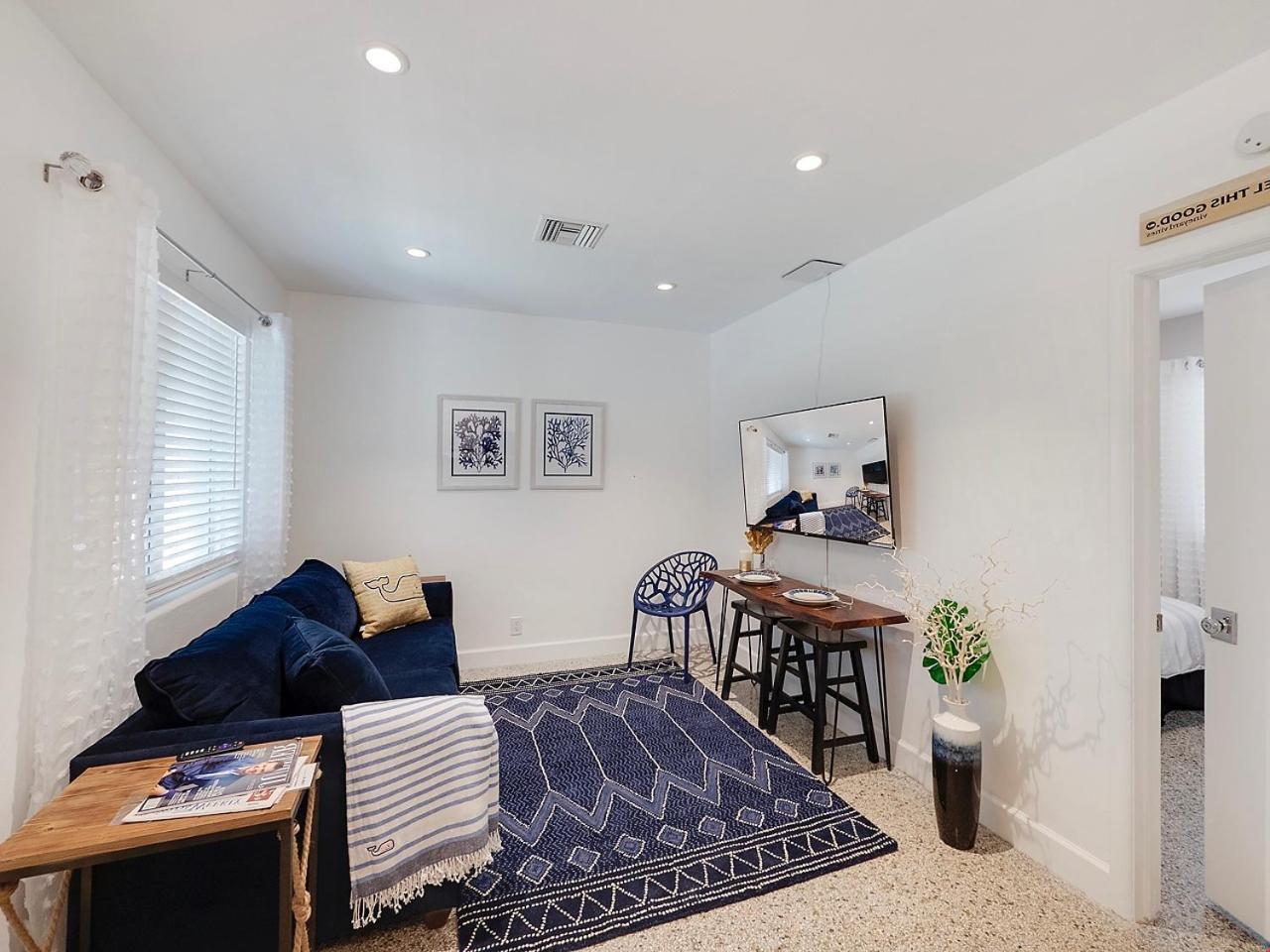 Beautiful 1 Bedroom Steps To The Beach! West Palm Beach Ngoại thất bức ảnh